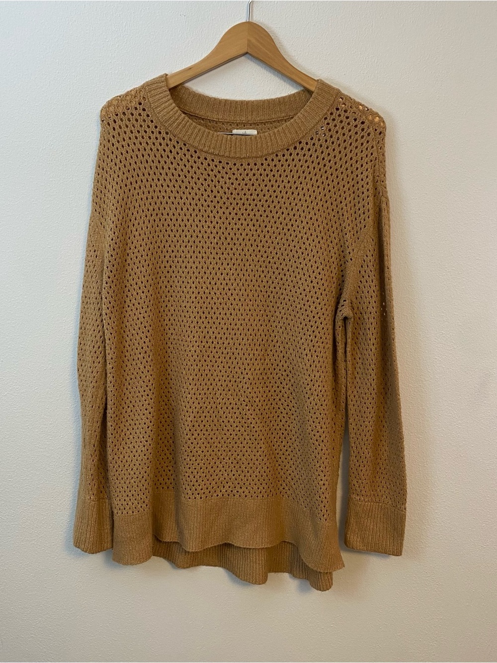 Offline‎ by Aerie Tan Crewneck Sweater Open Knit Oversized Womens Medium